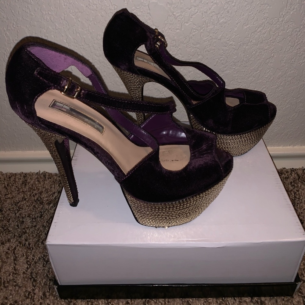 H by Halston 5” platforms